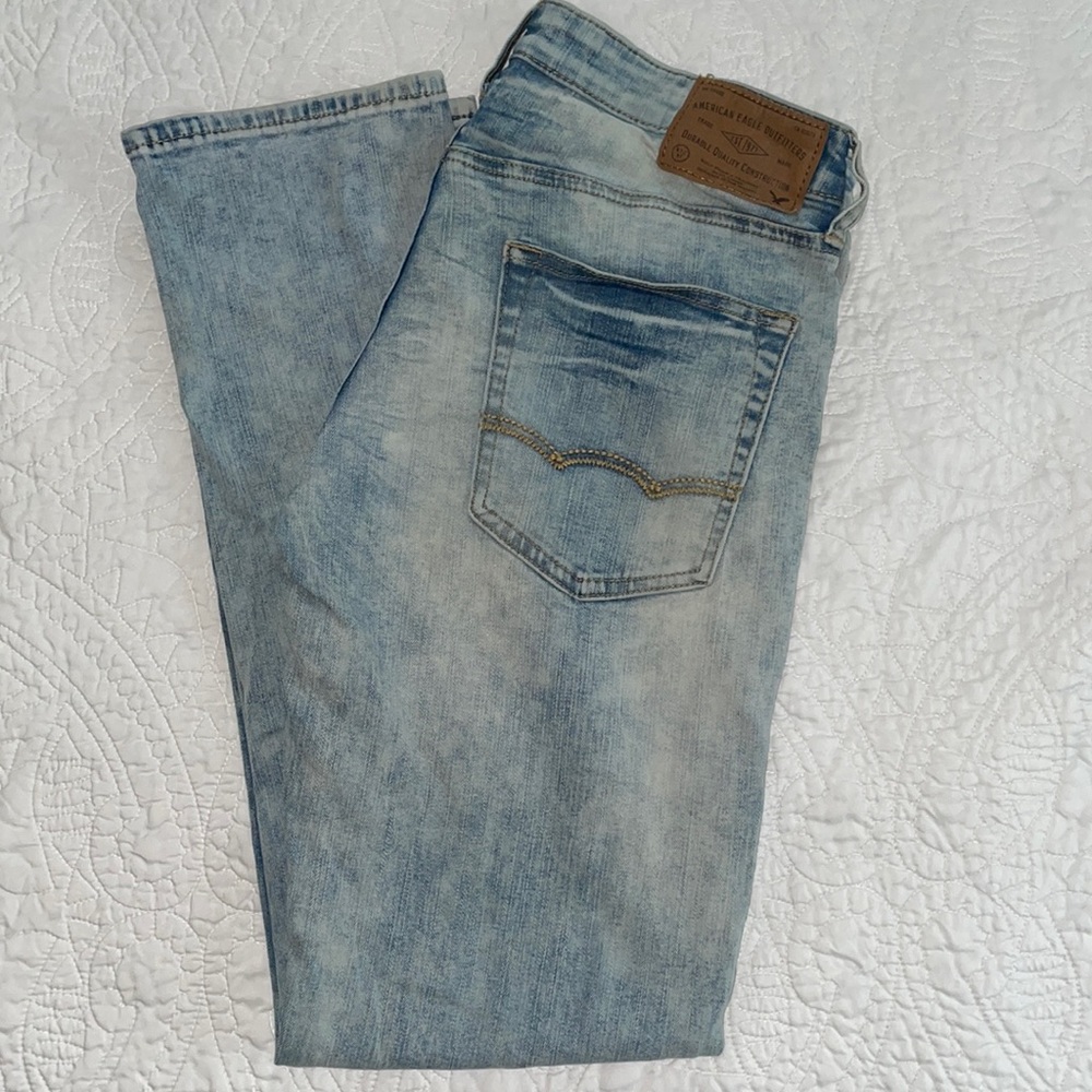 American Eagle Slim Straight Jeans